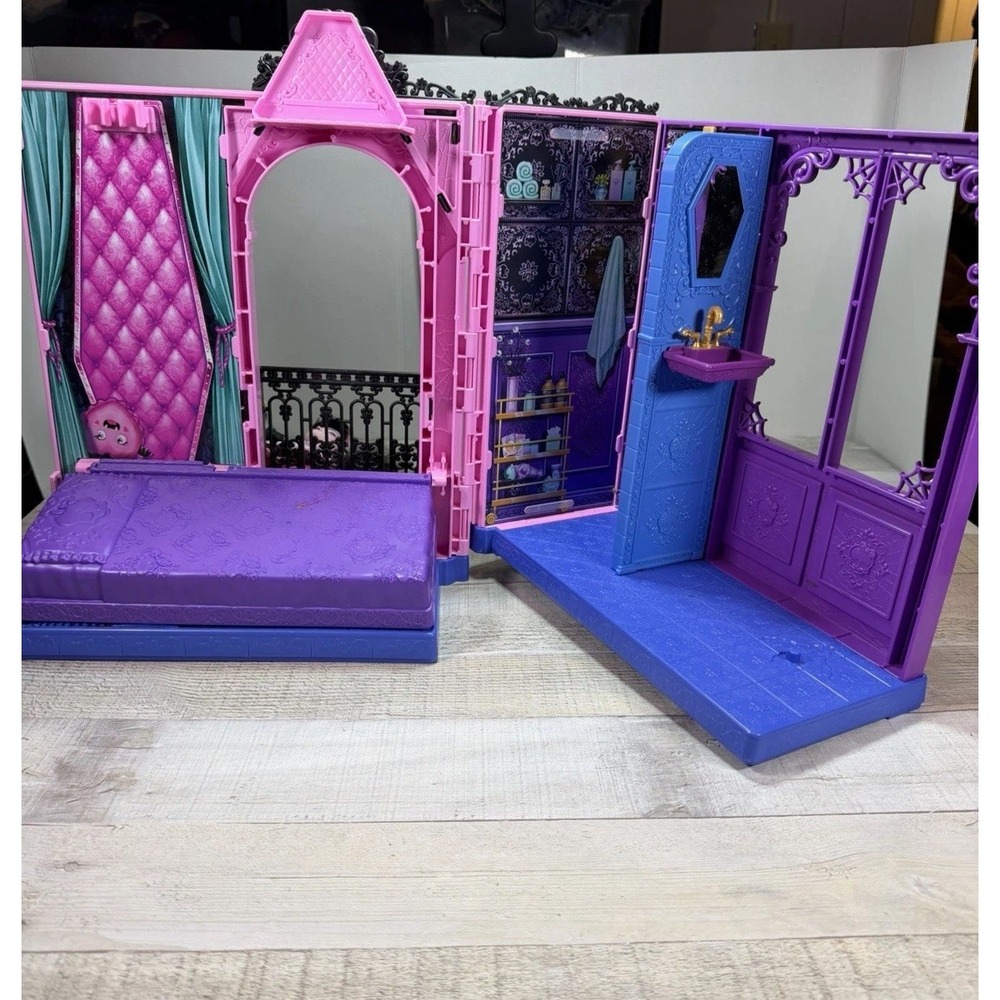 Monster High Boo-Tique Spooky Hotel Dollhouse Bedroom Bathroom Replacement Part